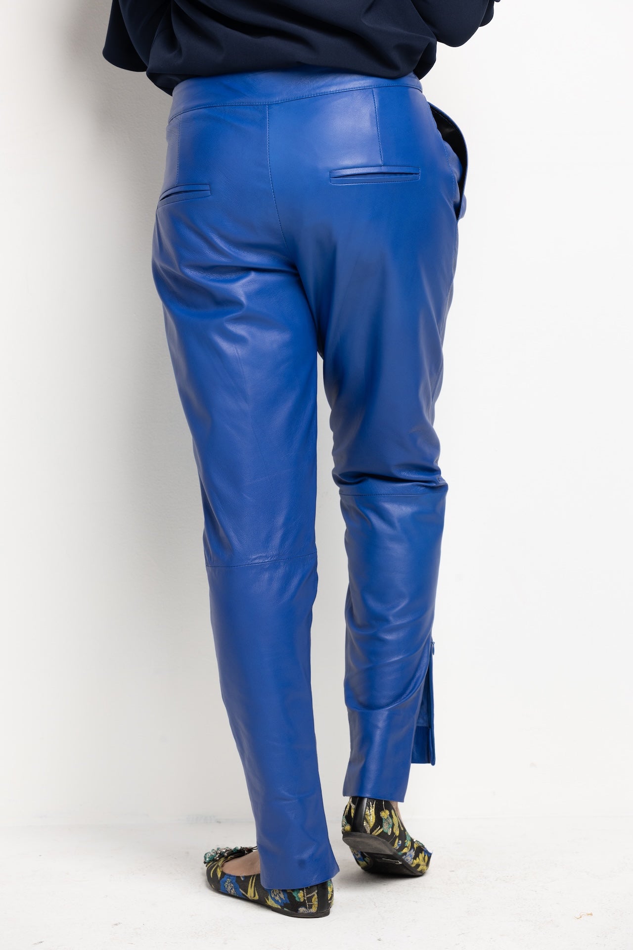 #color_Electric Blue