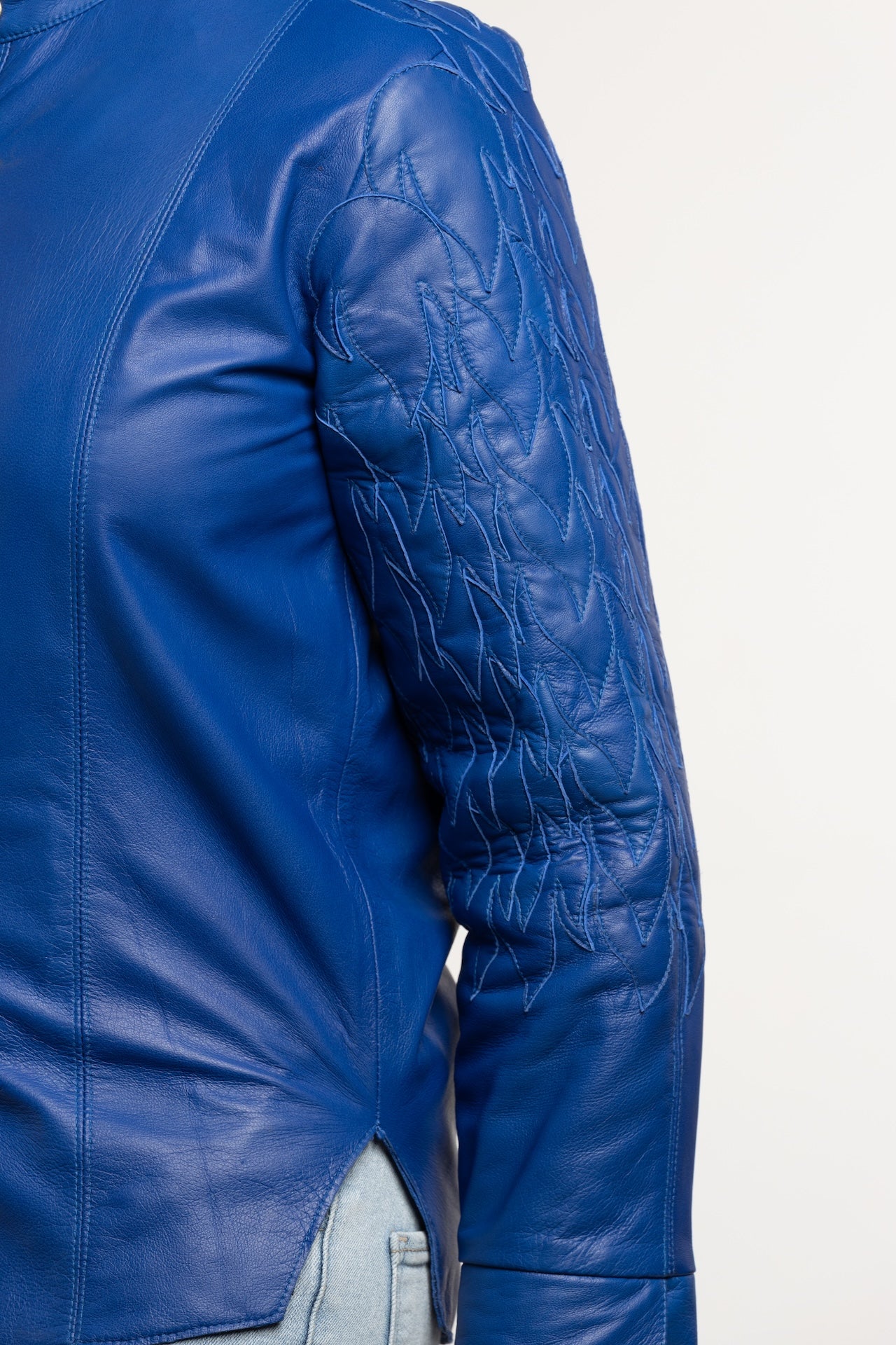 #color_Electric Blue